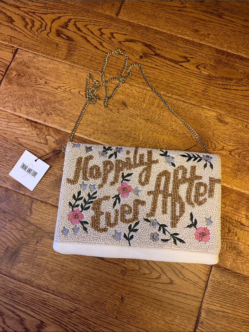 Happily Ever After beaded Bridal Clutch Purse new with tags smoke pet free home - Picture 2 of 5
